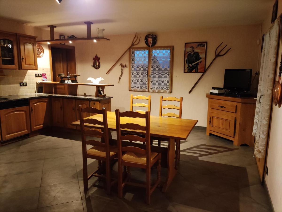 Maison Spacieuse Chez Popol Corbenay 外观 照片